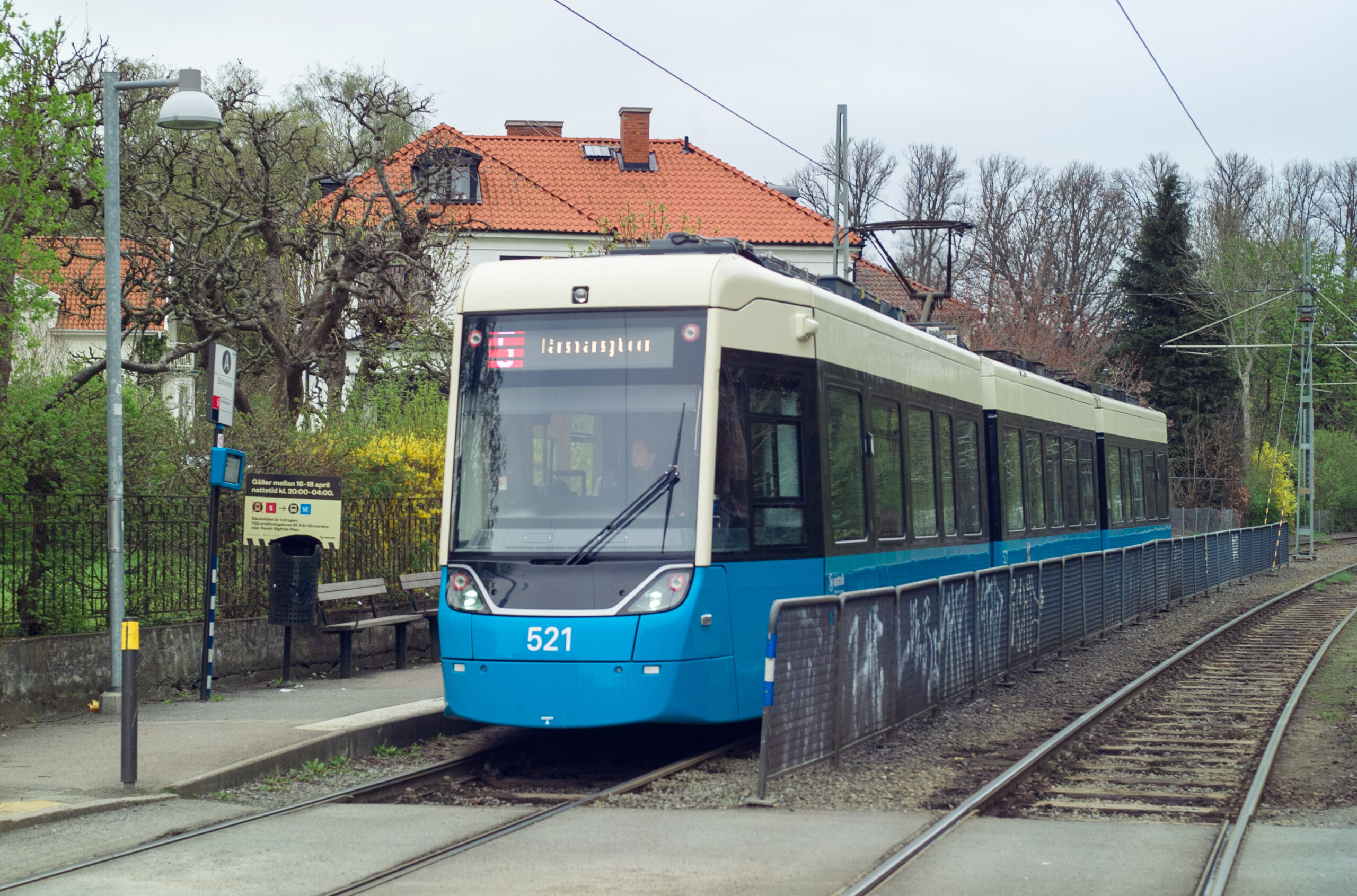38n42711